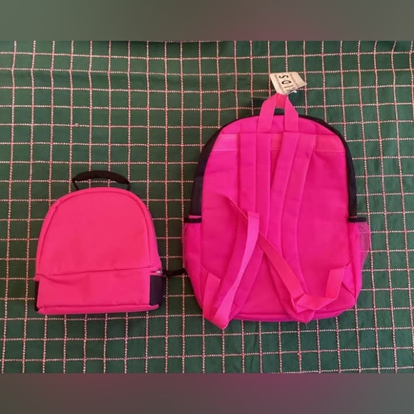 NWT Winx Club Fairies Holographic Backpack & Lunch Box Set 2013 - Picture 3 of 16